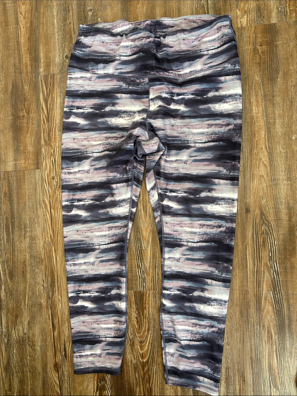 GAIAM Women's Striped Watercolor Leggings in Gray & Pink